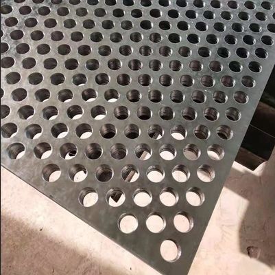 SS304 ASTM AISI SS Thép tấm đục lỗ không gỉ 1500mm Lỗ tròn
