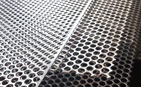 Tấm đục lỗ bằng thép không gỉ AISI SS321 Tấm đục lỗ ASTM